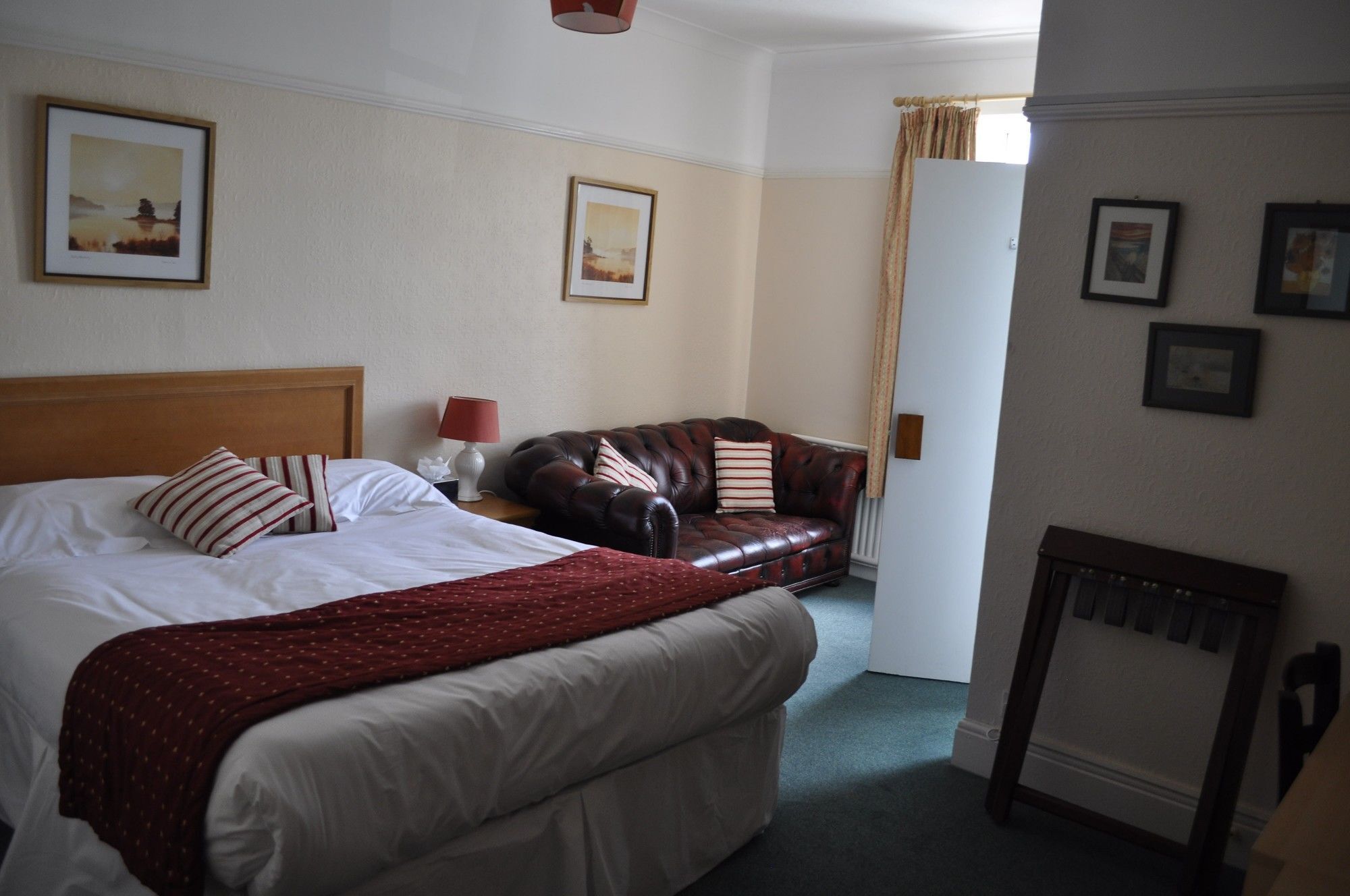Hayward'S At The Grasmere Keynsham Esterno foto