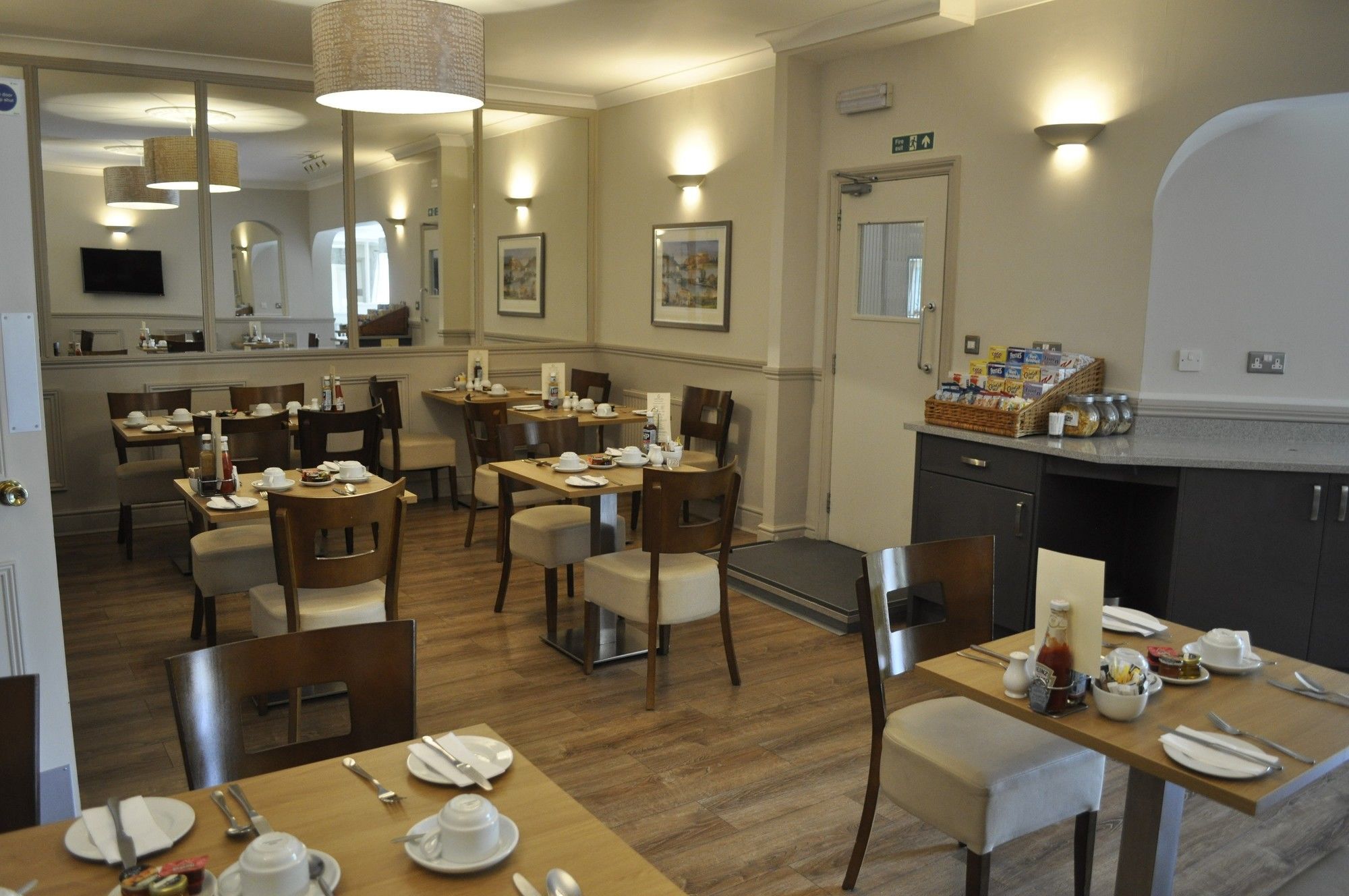 Hayward'S At The Grasmere Keynsham Esterno foto